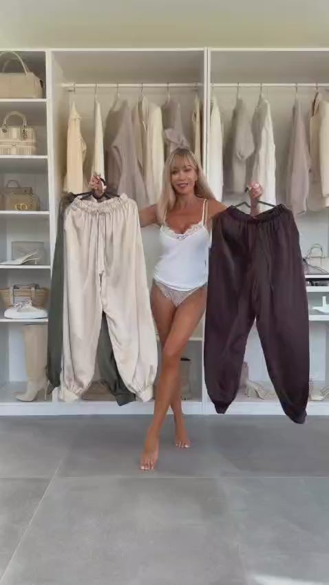 Pantaloni AA16